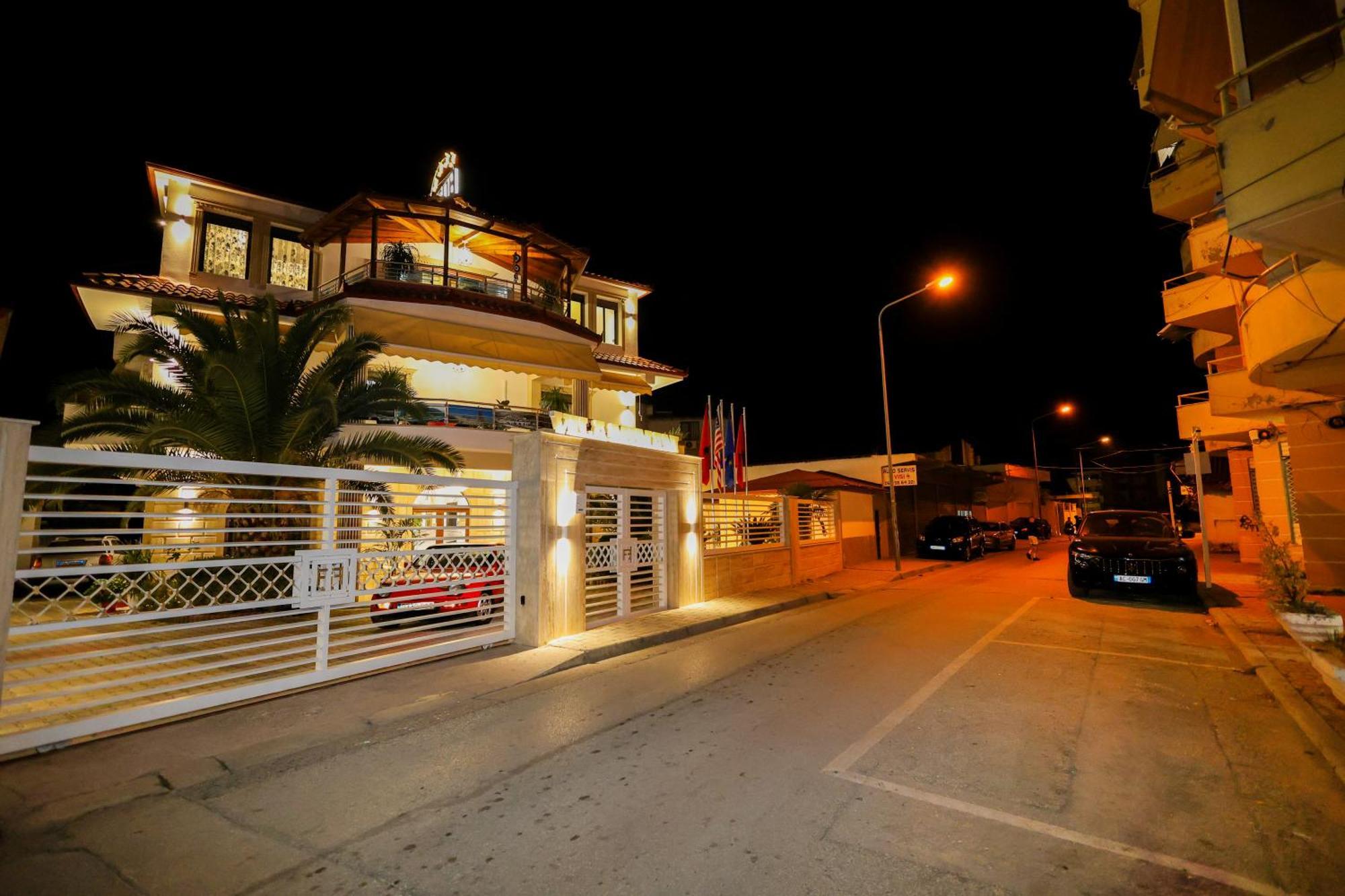 Hotel Mimani Μπεράτ Δωμάτιο φωτογραφία