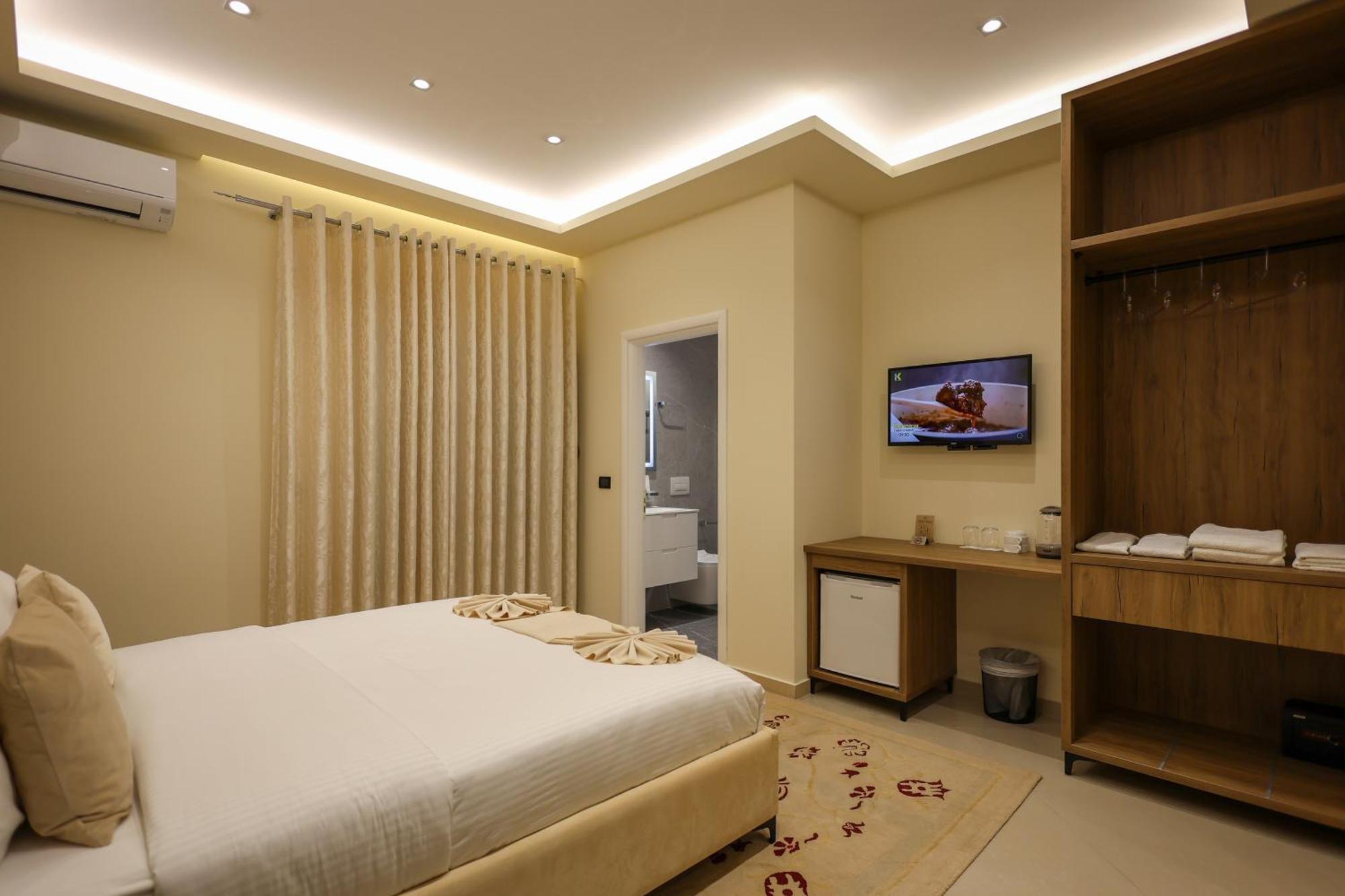 Hotel Mimani Μπεράτ Εξωτερικό φωτογραφία