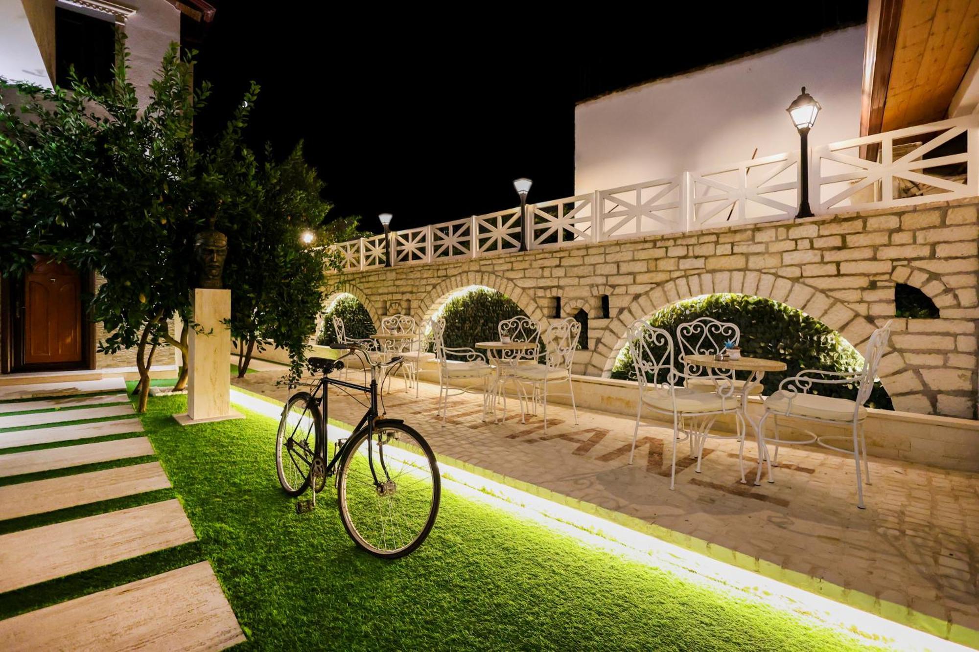 Hotel Mimani Μπεράτ Εξωτερικό φωτογραφία